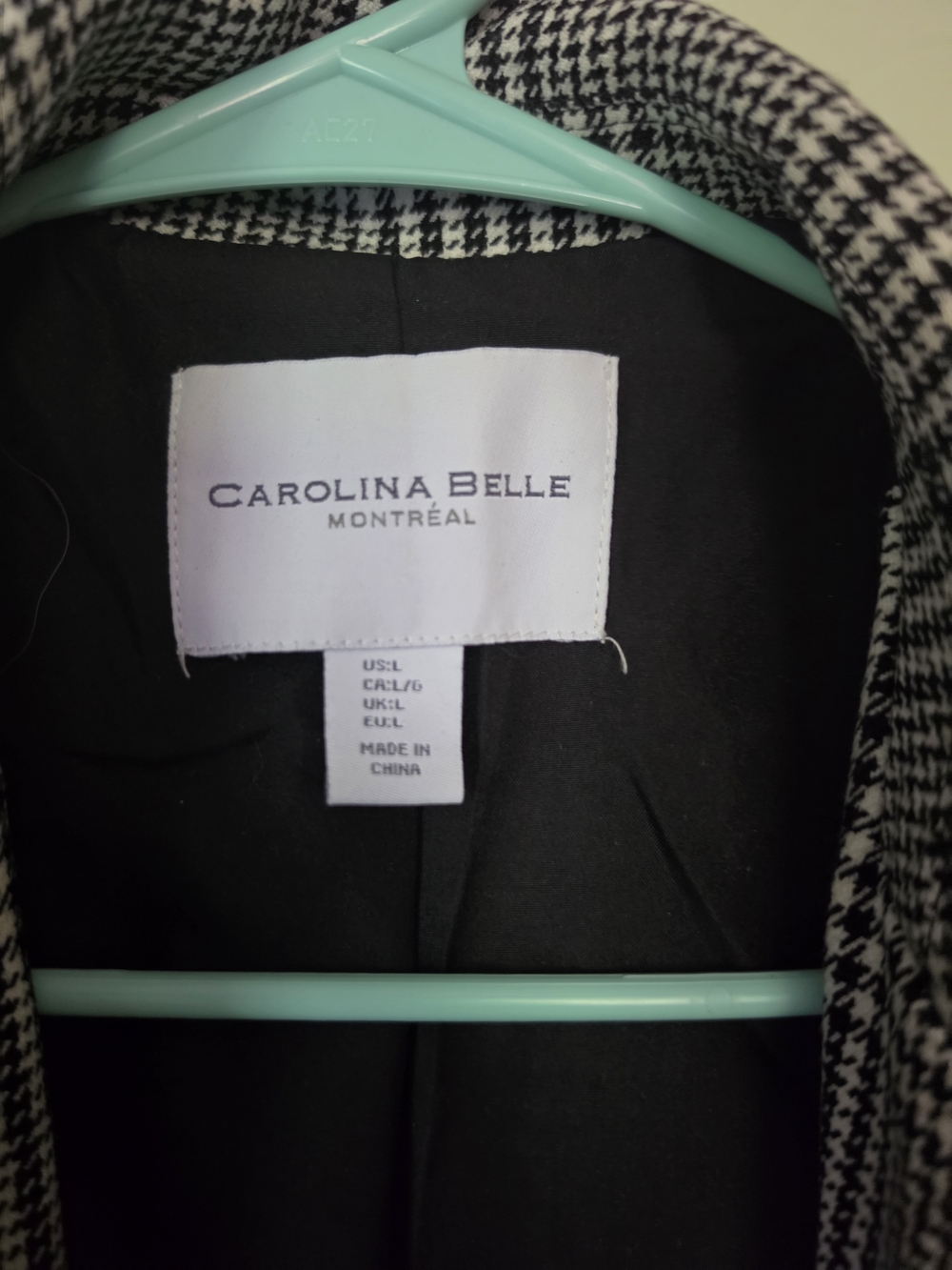 Carolina Belle Black & White Houndstooth Blazer